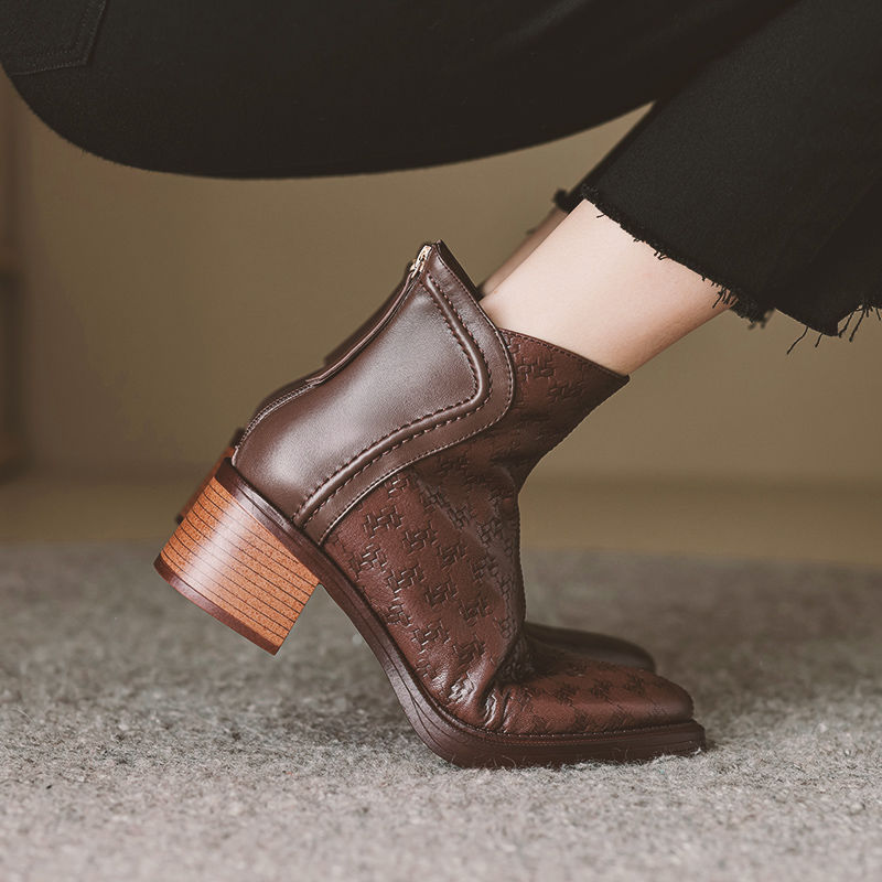 Ankle Boots for Women - Leather, Casual Style, Everyday Wear, Black
