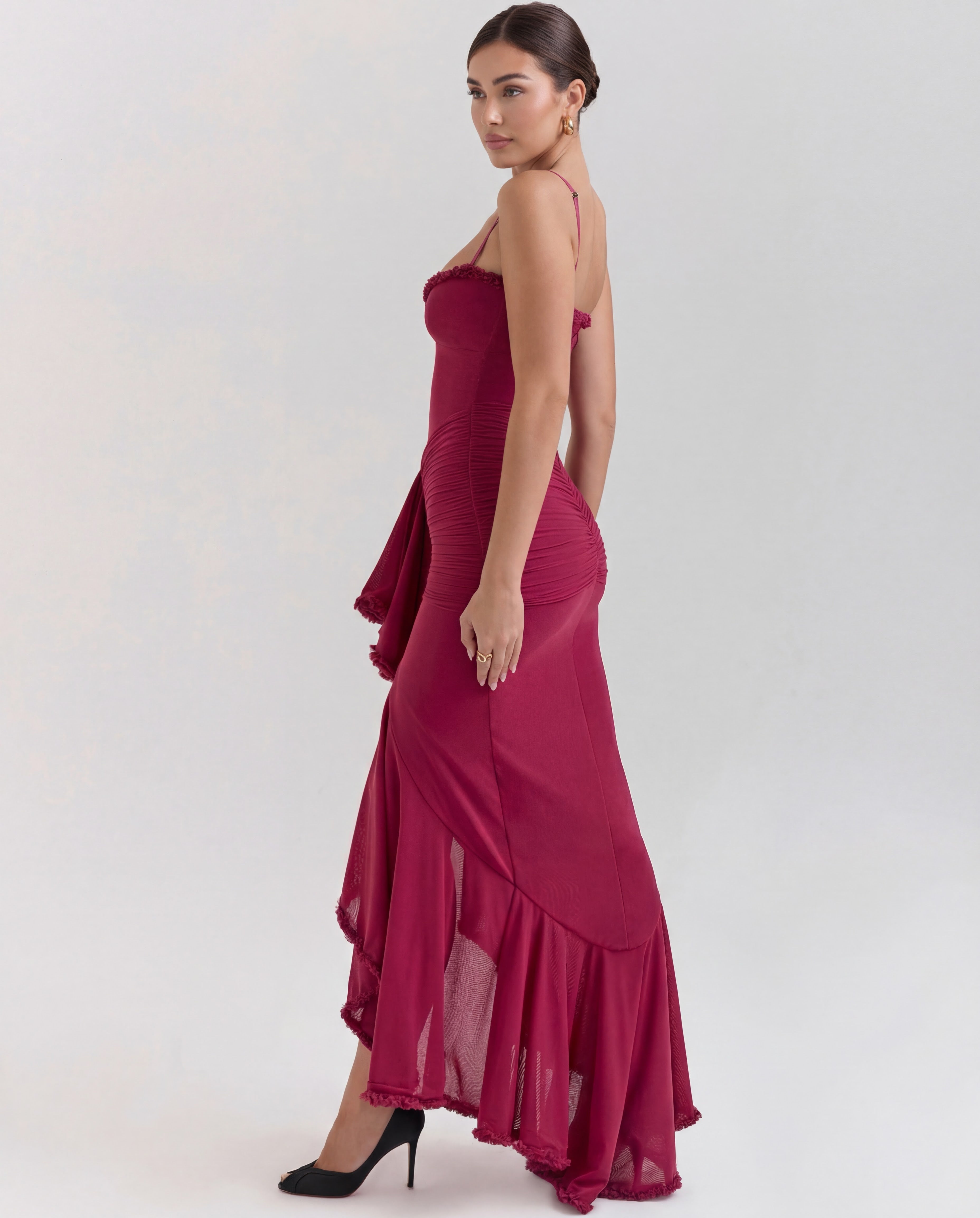 Cascading Ruffle Maxi Dress with Sweetheart Neckline - Elegant Evening Wear