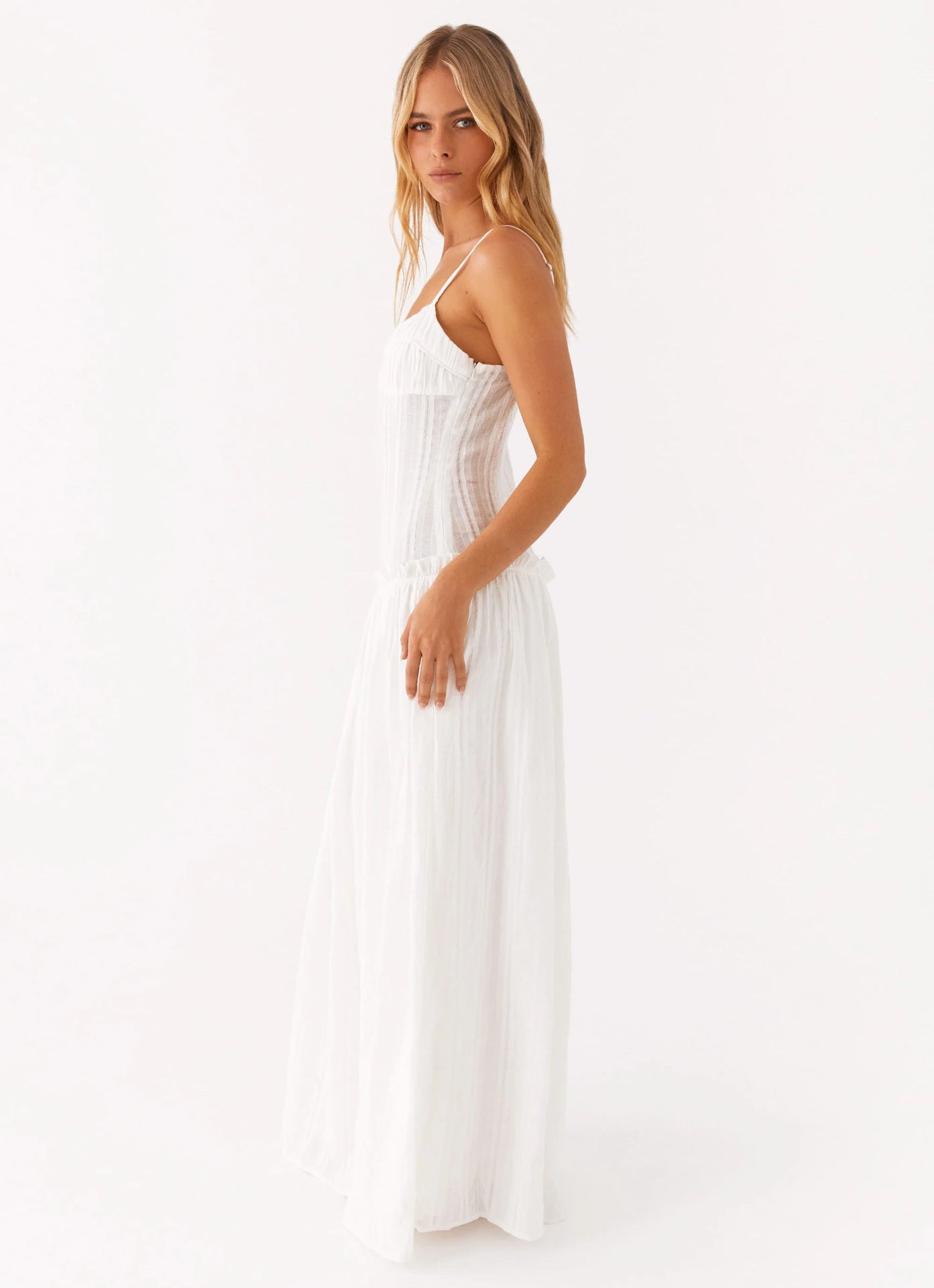 Color-Block Maxi Dress with Back Slip | Elegant Evening Wear for Women