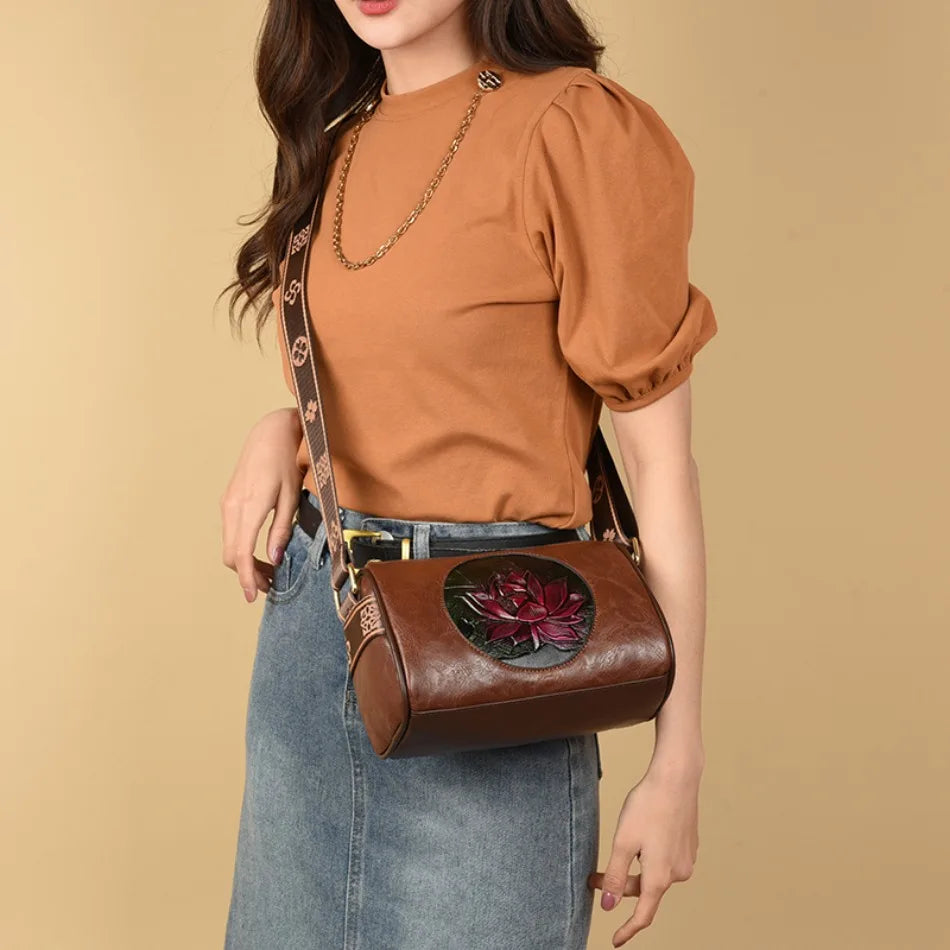 Eco-Friendly Leather Handbag – Compact Design for Everyday Use