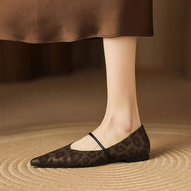 Leather Flats for Women - Comfortable Slip-On Design for Everyday Wear