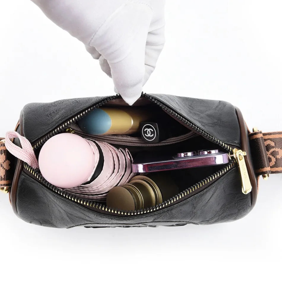 Eco-Friendly Leather Handbag – Compact Design for Everyday Use