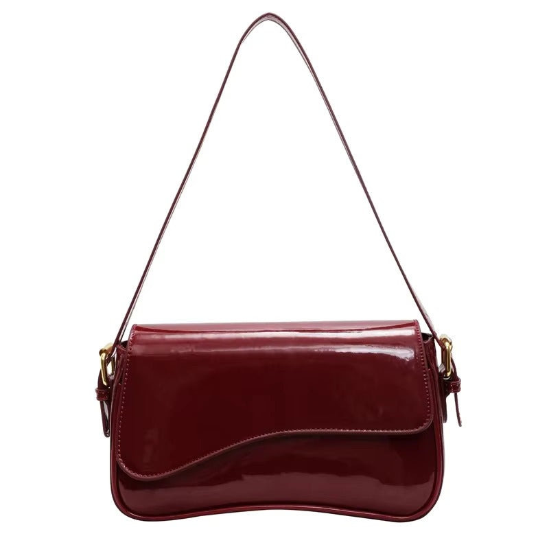 Luxe Shoulder Bag in Faux Leather - Stylish Everyday Handbag for Women