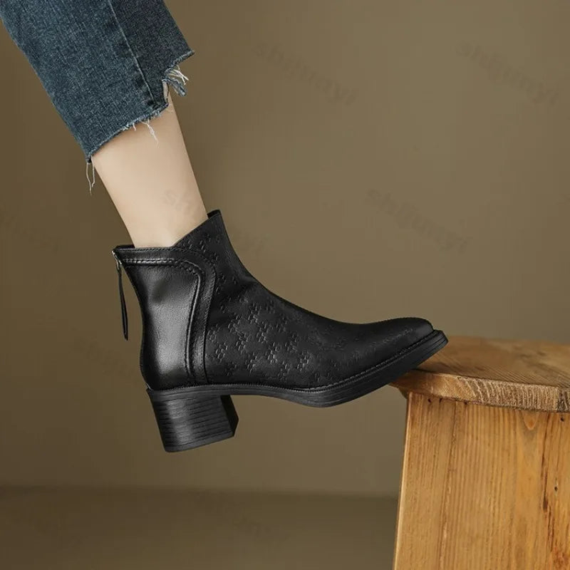 Ankle Boots for Women - Leather, Casual Style, Everyday Wear, Black