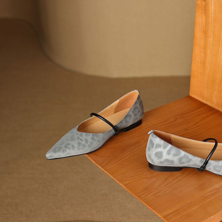 Leather Flats for Women - Comfortable Slip-On Design for Everyday Wear