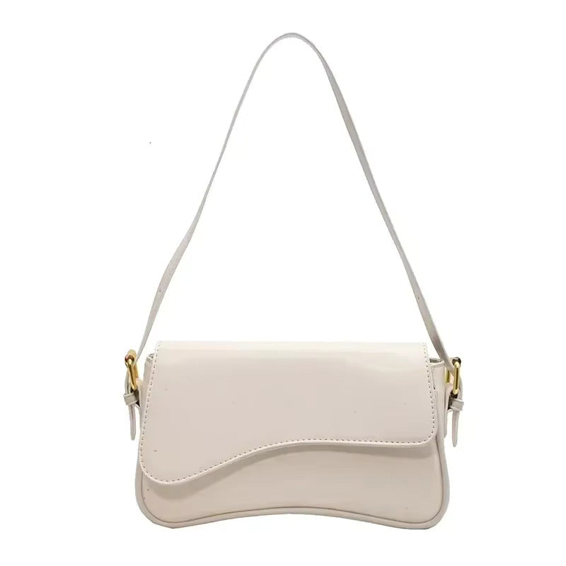 Luxe Shoulder Bag in Faux Leather - Stylish Everyday Handbag for Women