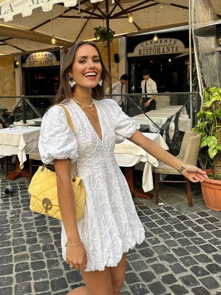 Mini Dress with Floral Print - Casual Summer Style for Everyday Wear