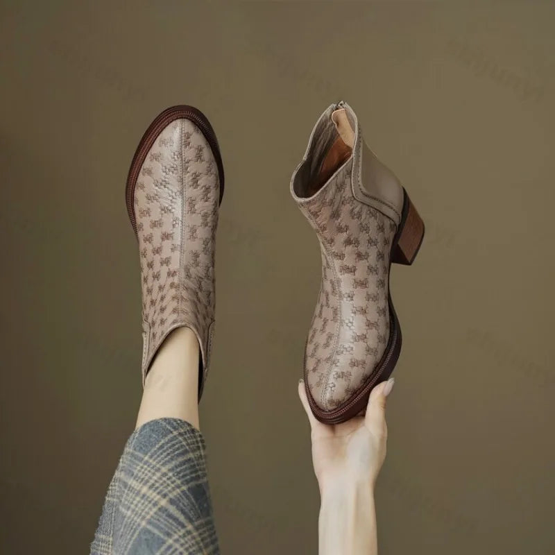 Ankle Boots for Women - Leather, Casual Style, Everyday Wear, Black