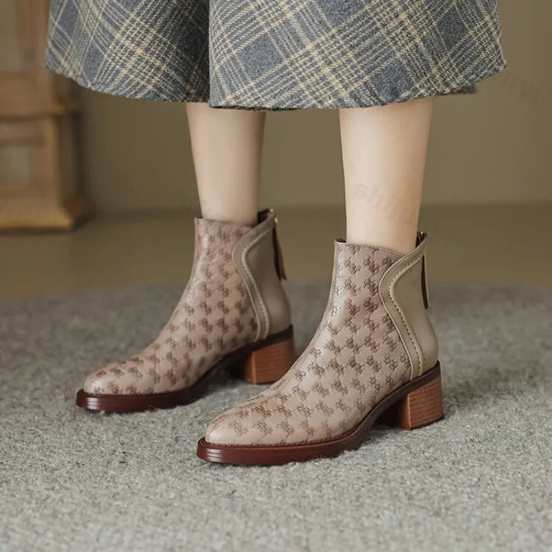 Ankle Boots for Women - Leather, Casual Style, Everyday Wear, Black