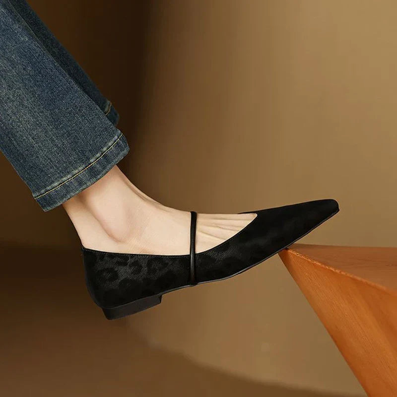 Leather Flats for Women - Comfortable Slip-On Design for Everyday Wear