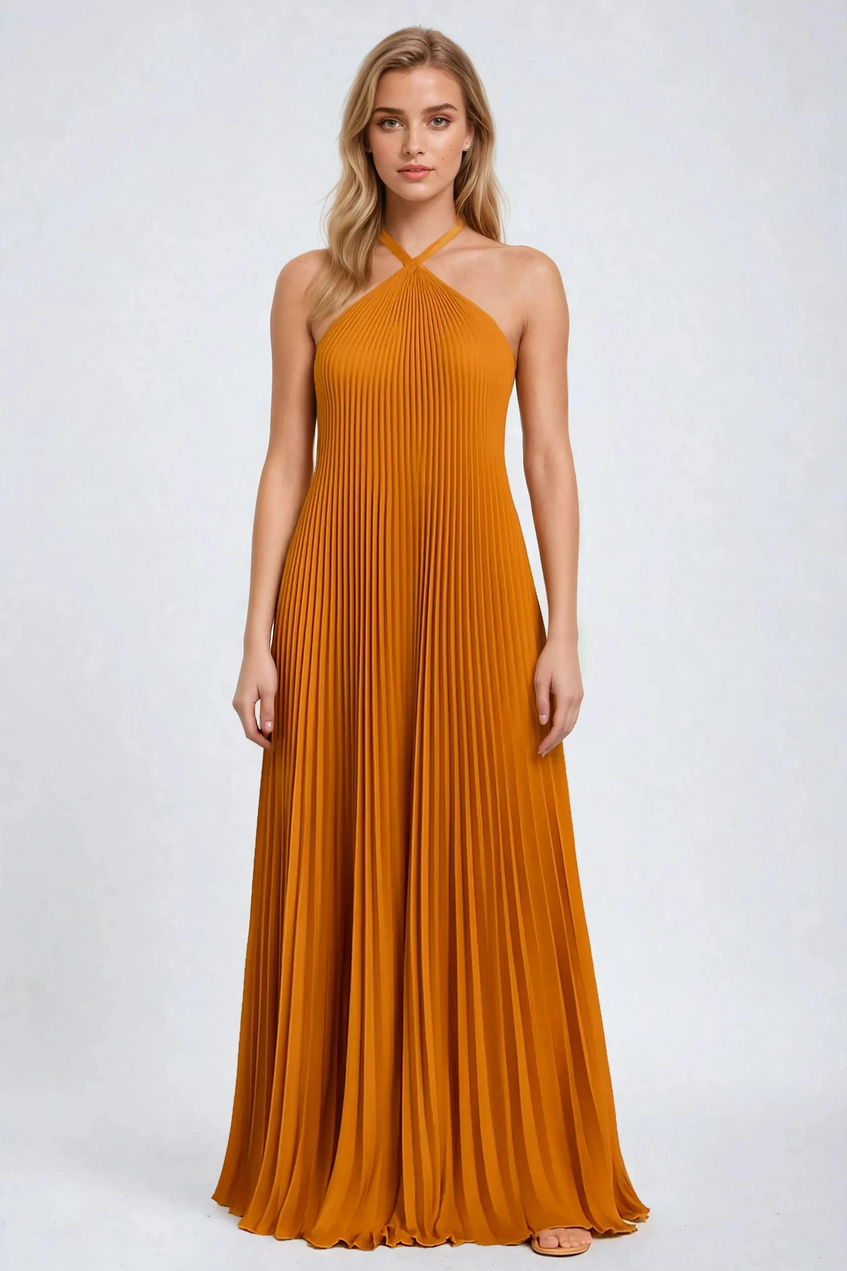 Sleek Silhouette Maxi Dress | Evening Wear | Timeless Design in Elegant Fabric