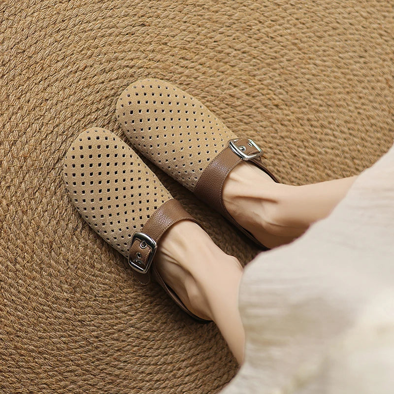 Comfortable Wooden Clogs for Everyday Wear - Stylish Slip-On Design