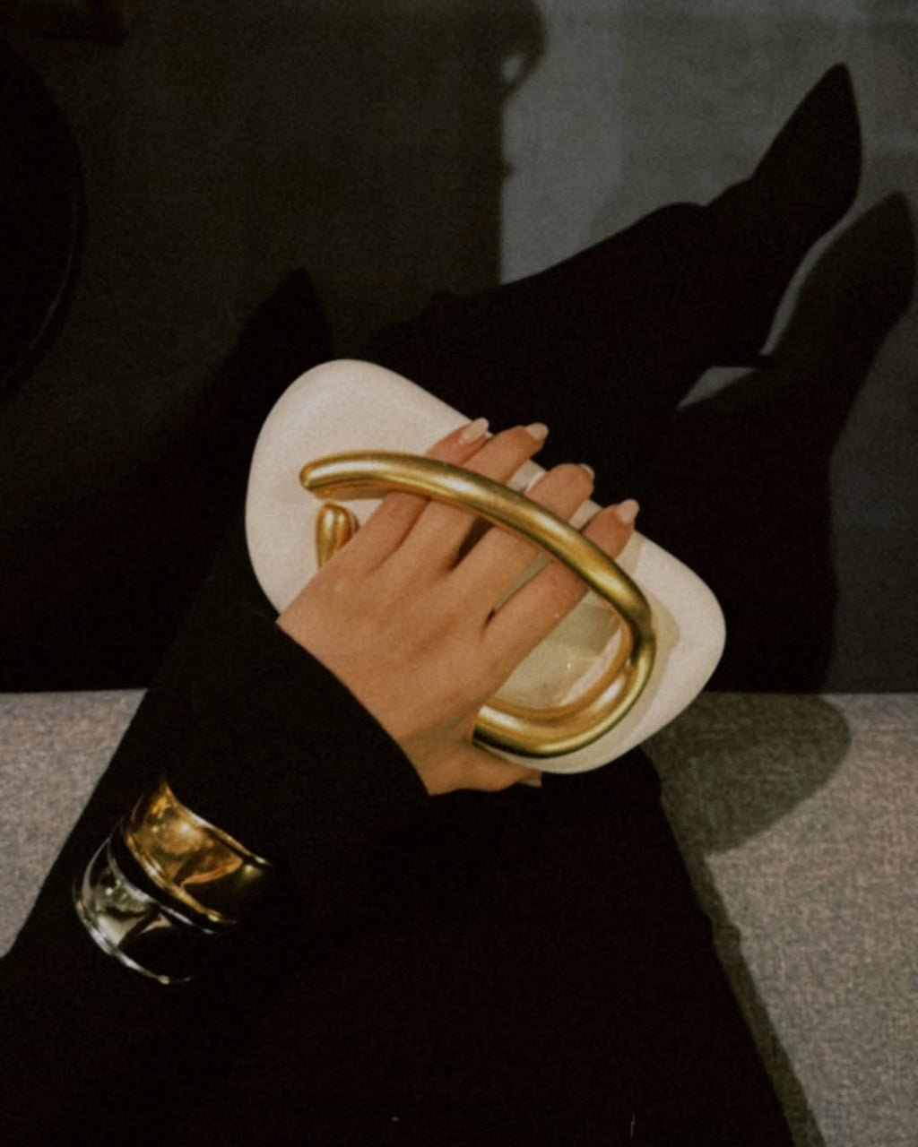 Mother-of-Pearl Clutch Purse - Elegant Box Design for Evening Events