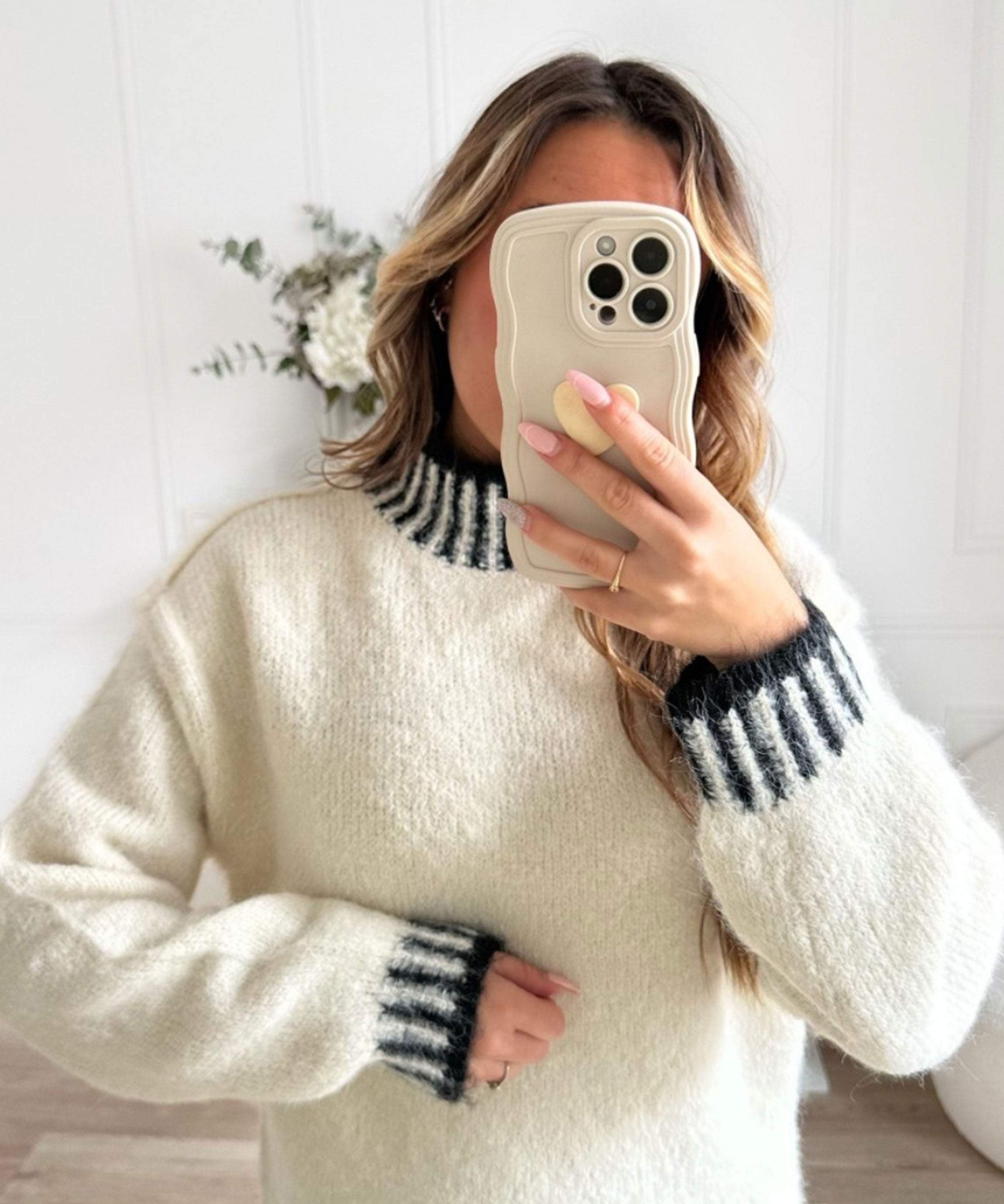 Cozy Soft Knit Long Sleeve Midi Dress for Winter Wear