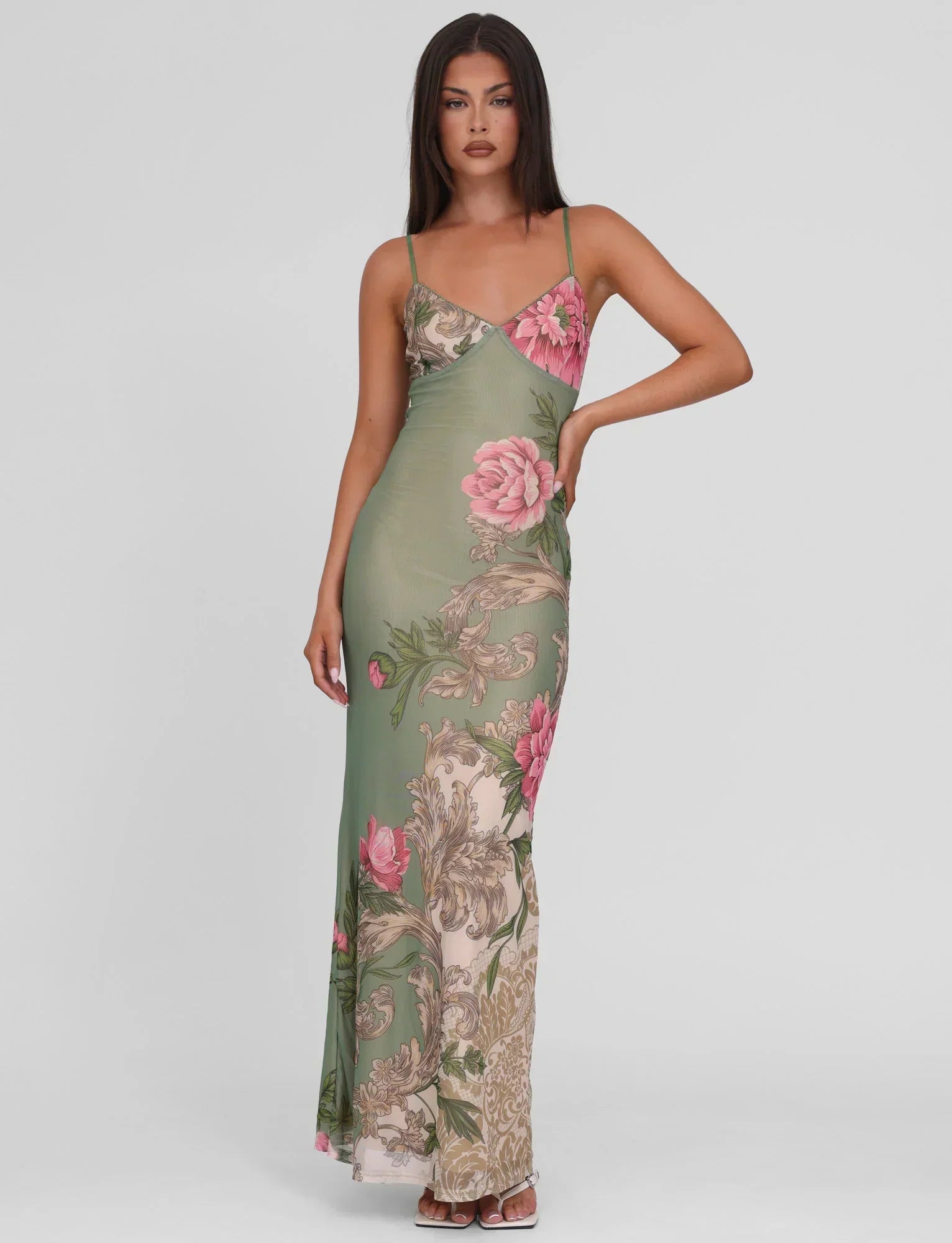 Rose Stripe Flowy Maxi Dress | Elegant Sleeveless Design for Casual Wear