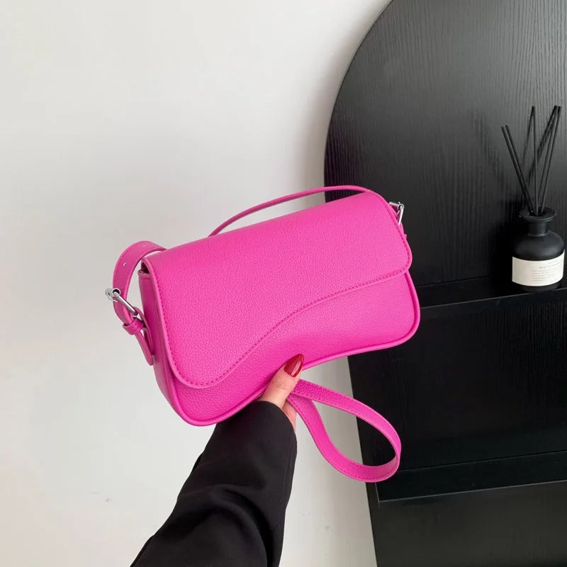 Baguette Shoulder Bag with Curved Design - Stylish Everyday Handbag