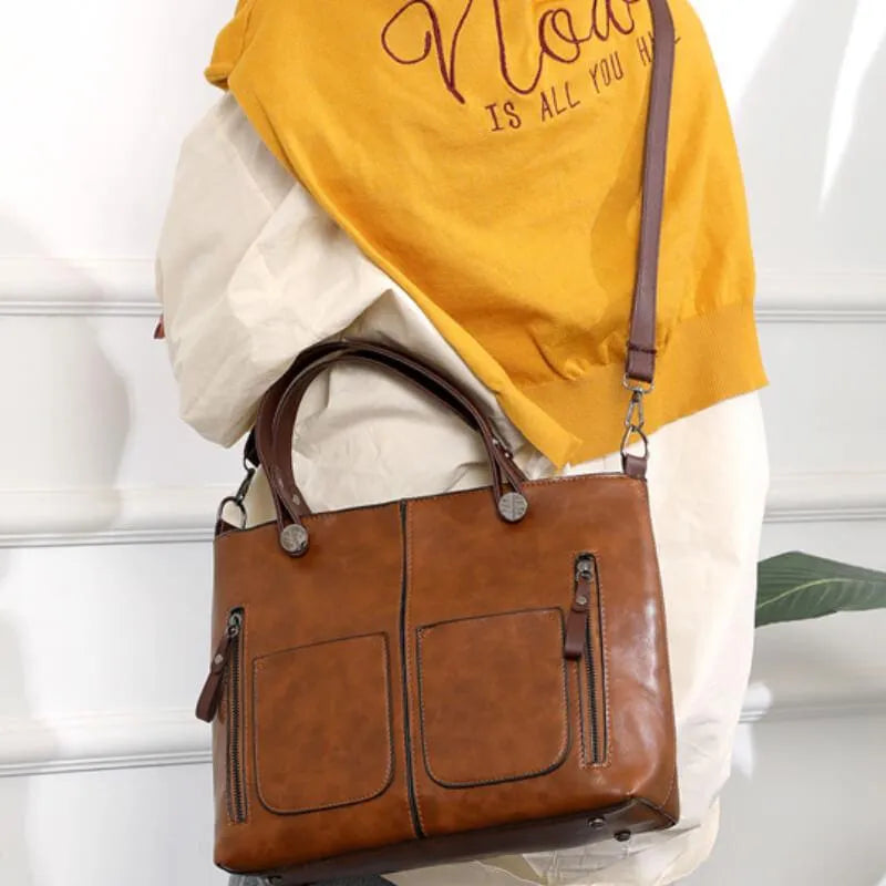 Luxe Leather Crossbody Bag - Stylish and Versatile Everyday Accessory