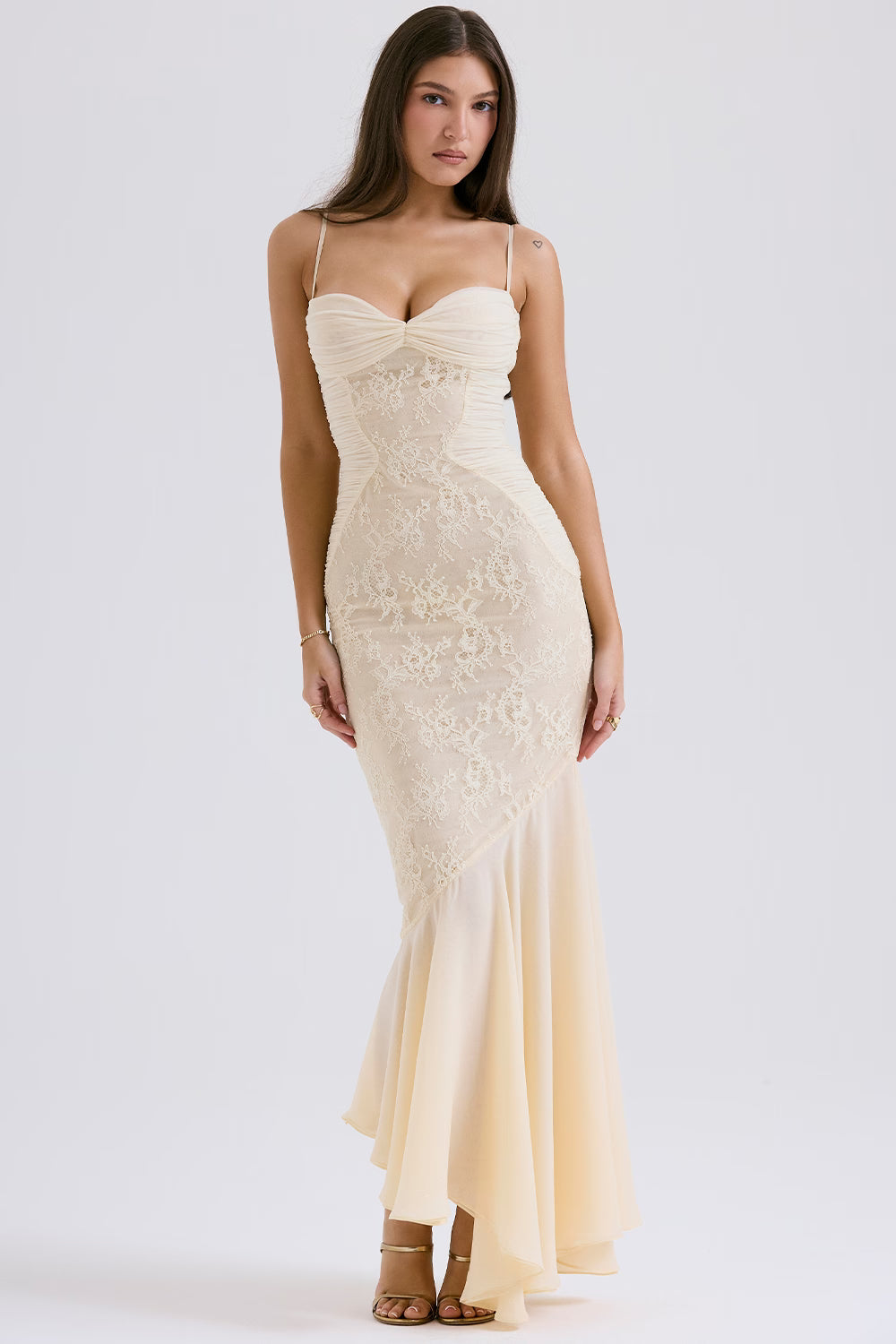 Fluid Sculpted Bodice Maxi Dress in Ethereal Vanilla for Formal Events