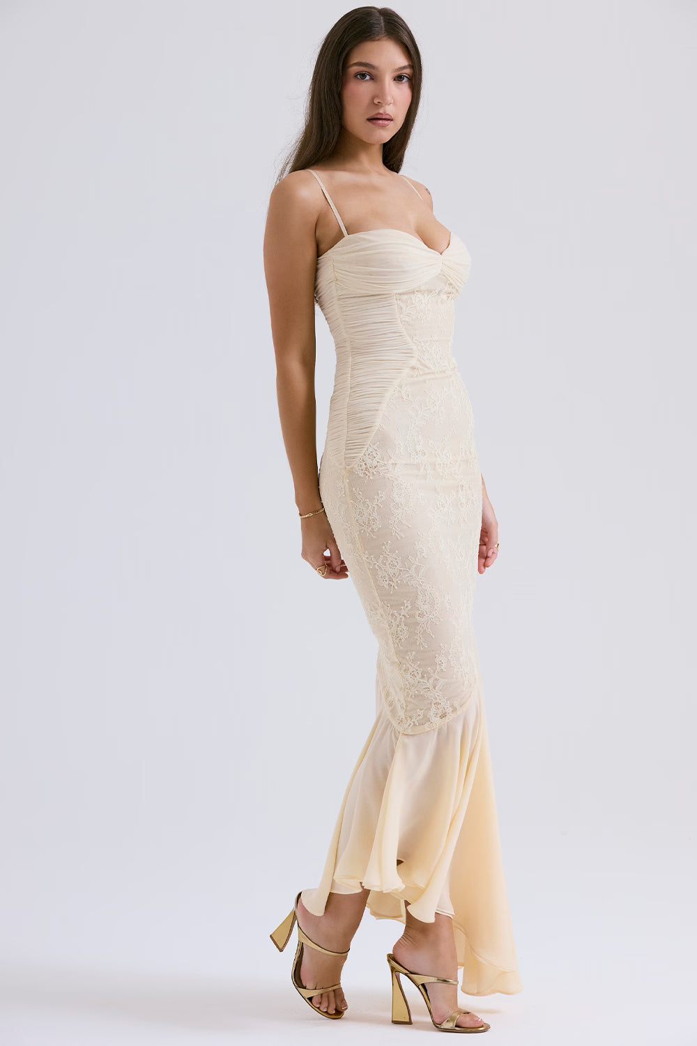 Fluid Sculpted Bodice Maxi Dress in Ethereal Vanilla for Formal Events