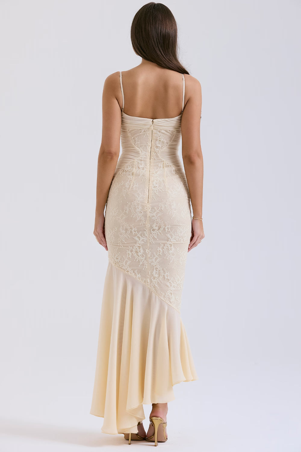 Fluid Sculpted Bodice Maxi Dress in Ethereal Vanilla for Formal Events