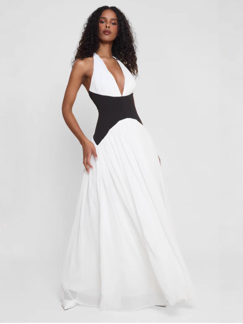 Sculpting Corset Halterneck Maxi Dress with Plunge Neckline for Evening Wear
