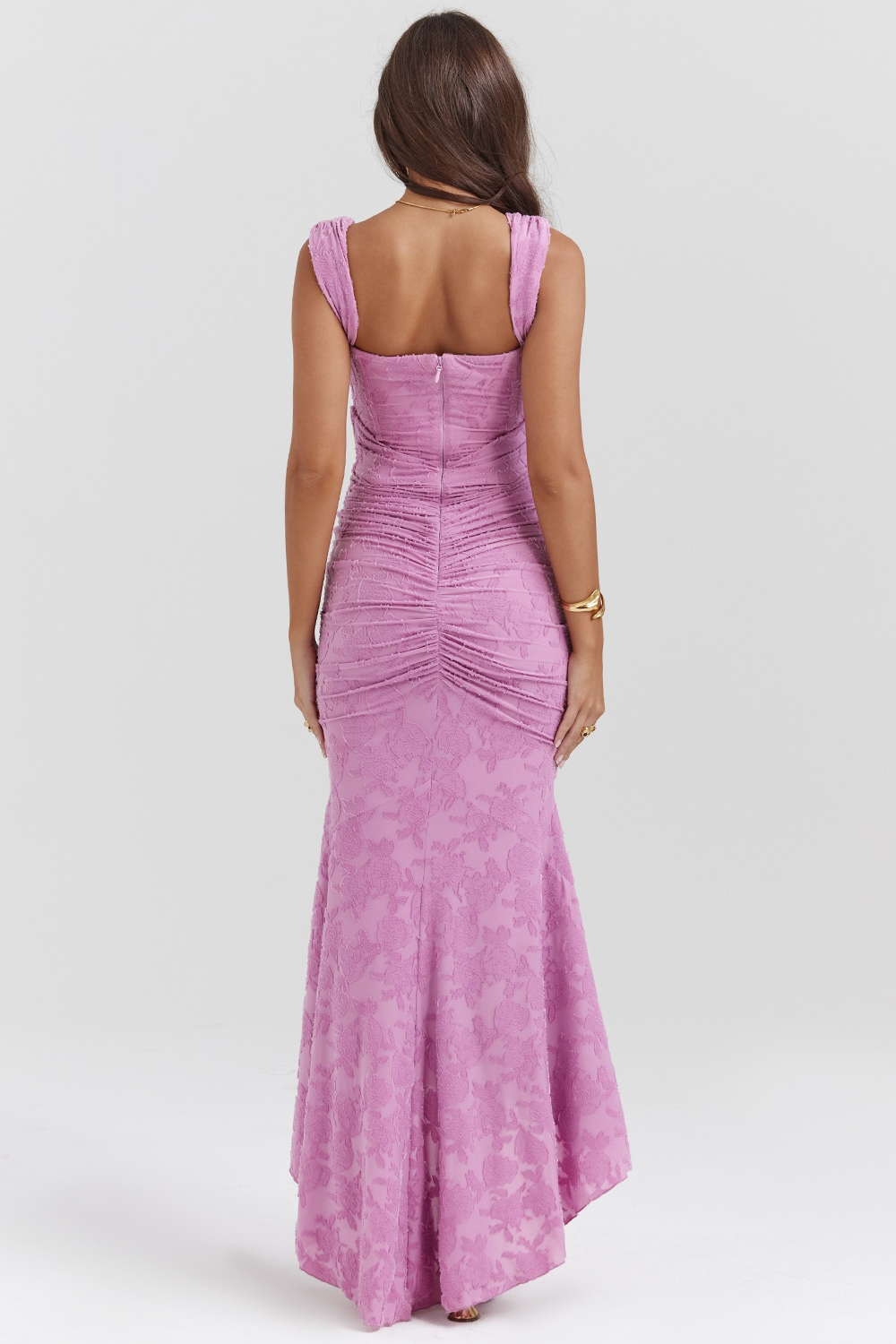 Sculpting Lace Maxi Dress | Sleeveless Design for Formal Events and Parties