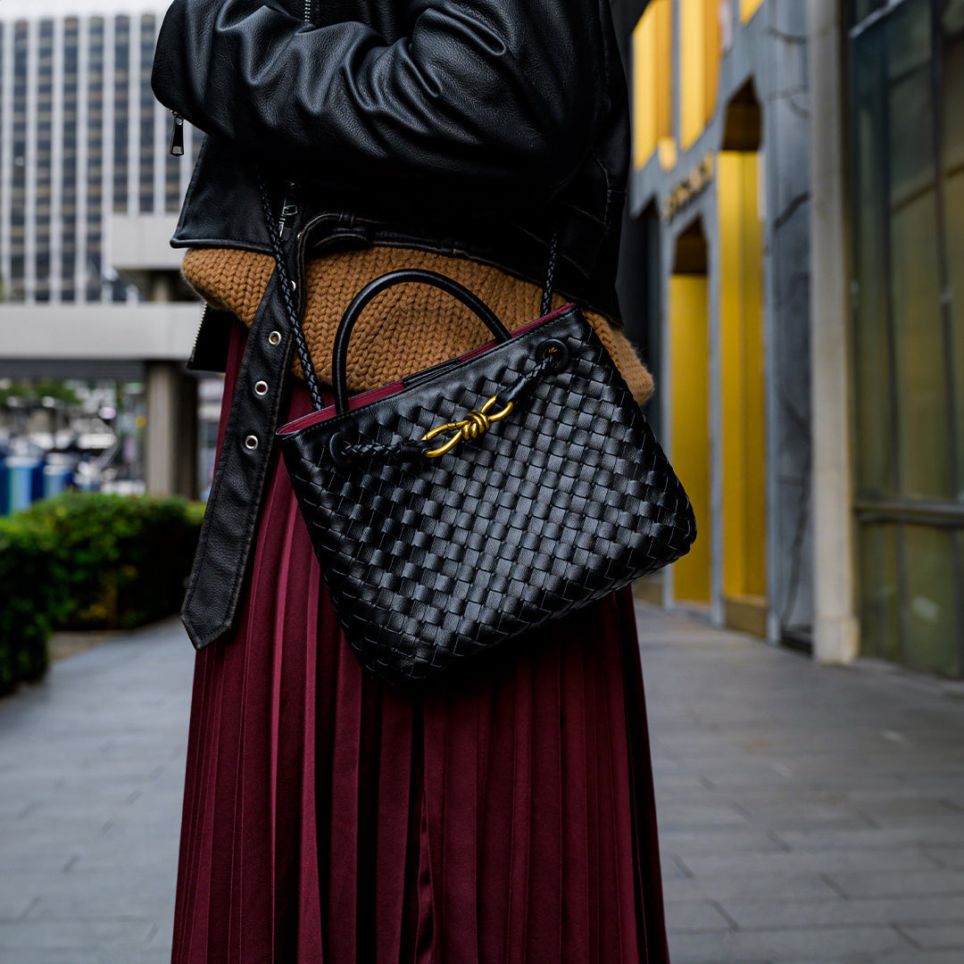 Woven Crossbody Bag - Elegant Design for Everyday Use and Timeless Style