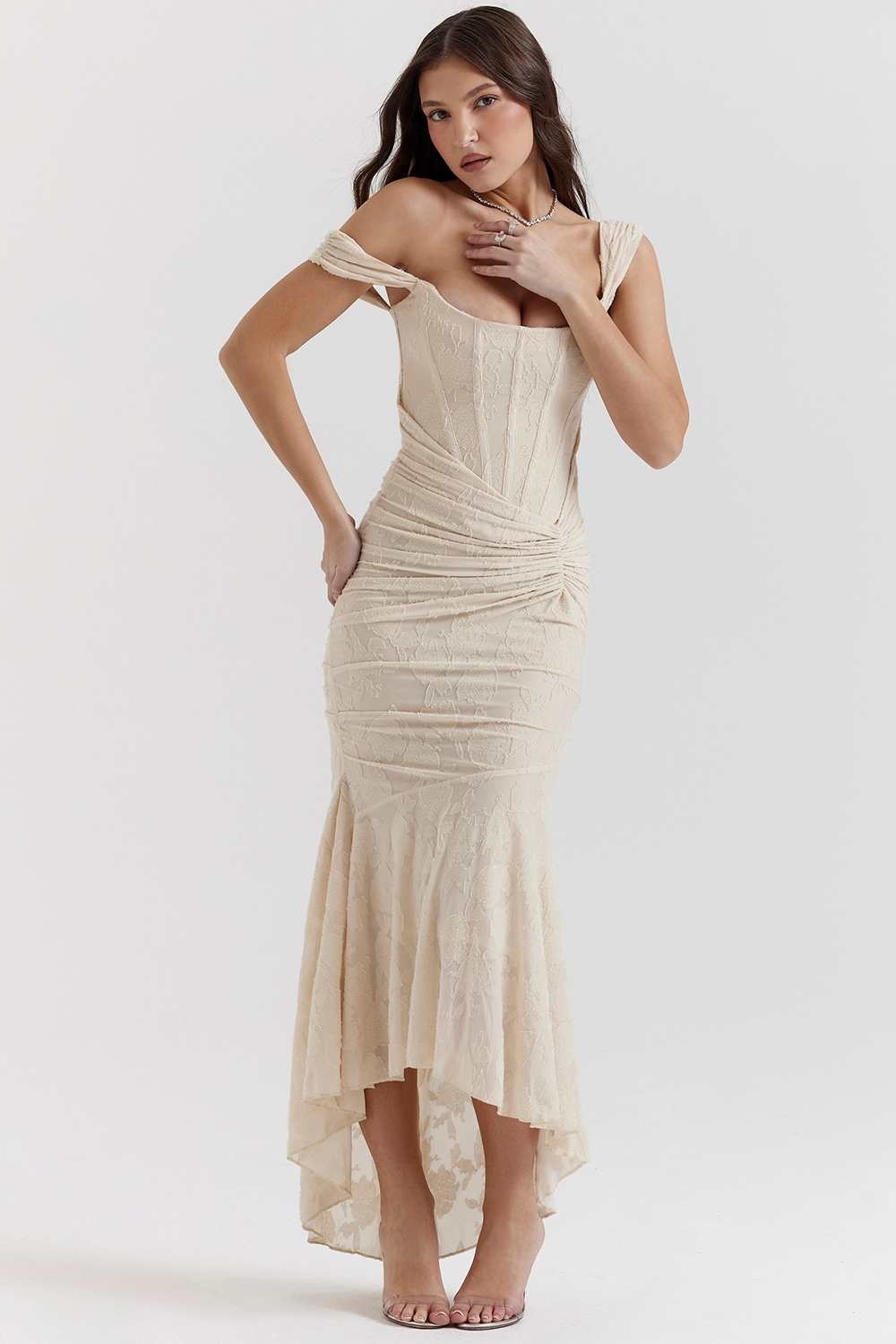 Sculpting Lace Maxi Dress | Sleeveless Design for Formal Events and Parties