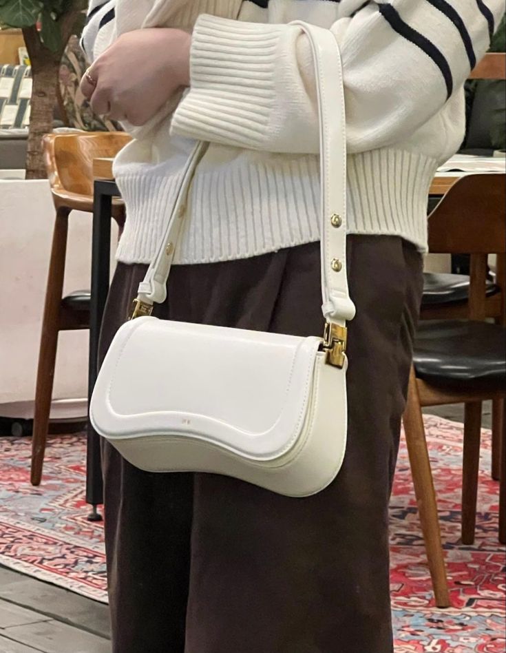 Jhora Shoulder Bag - Durable Fabric, Casual Design, Everyday Use, Adjustable Strap