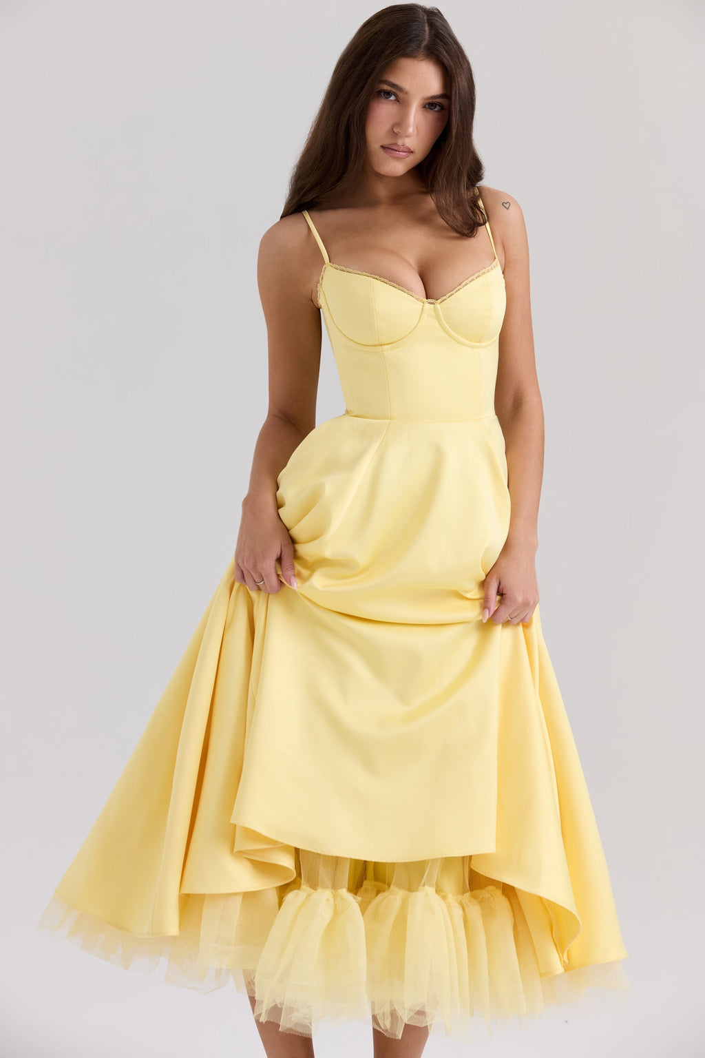 Soft Gathered V-Neck Midi Dress with Sculpted Bodice for Casual Wear