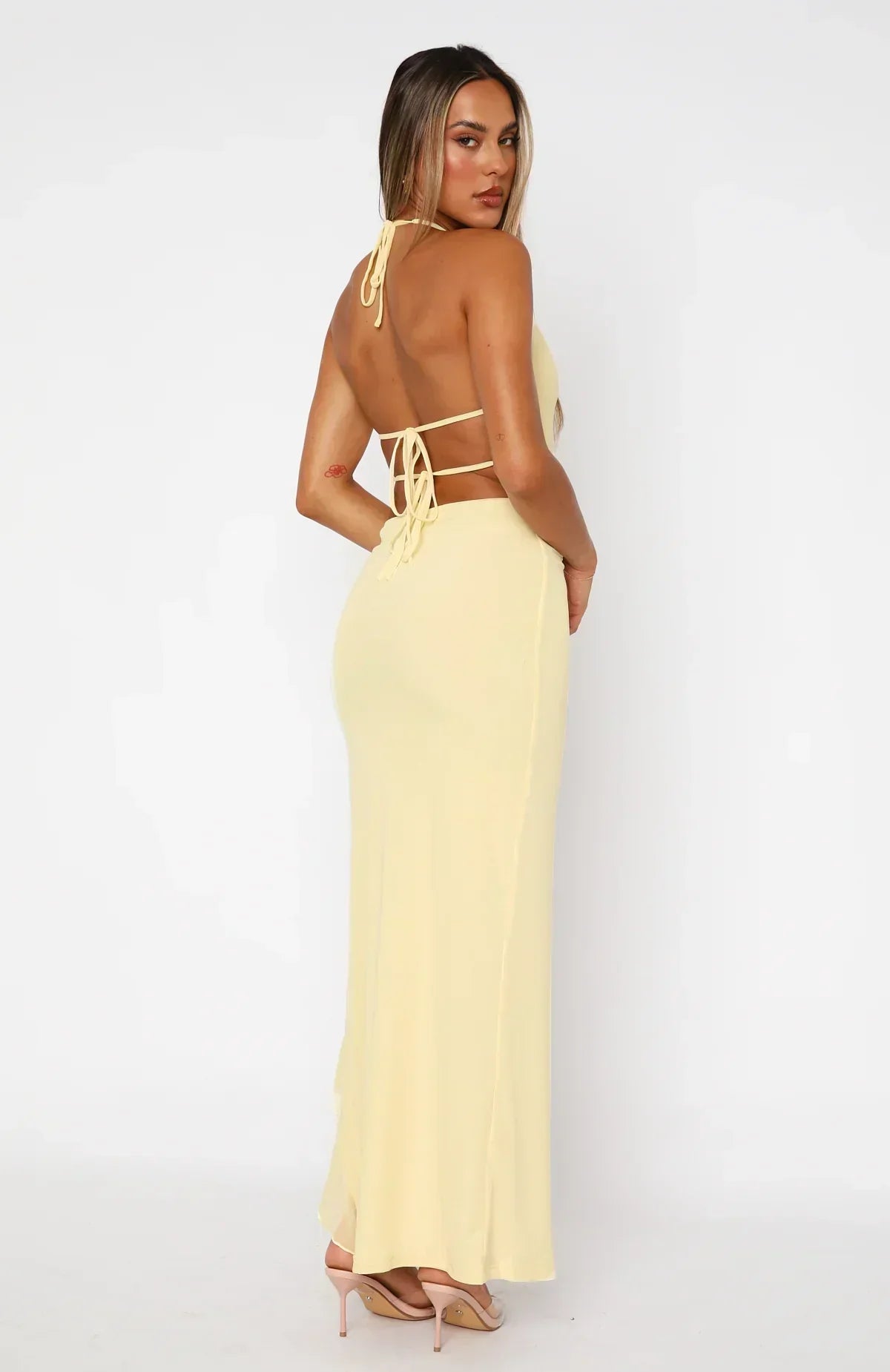 Plunge Neck Ruffled Maxi Dress with Thigh-High Slit for Evening Wear